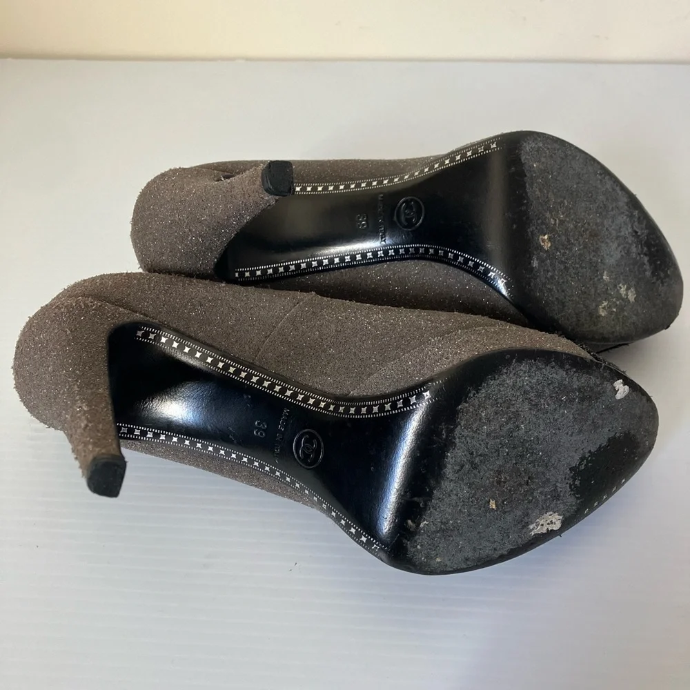 Chanel Charcoal Gray Sparkle Textured Black Cap Toe Platform Pump Heels size 39